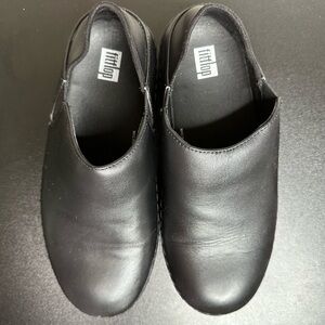 Fitflop black leather shoes. Size 6. Great condition.